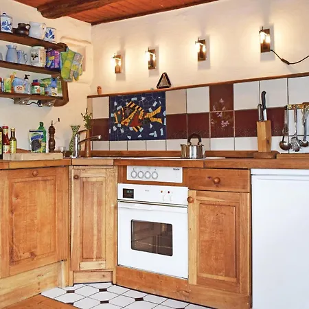 3 Bedroom Cozy In Holiday home *